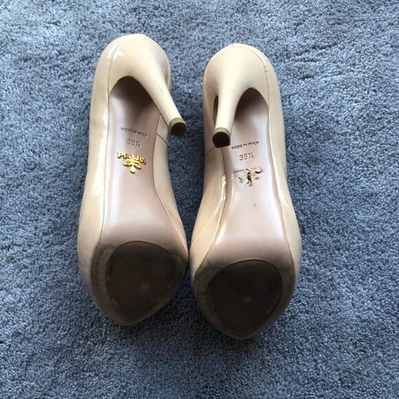 Prada patent leather peep toe heels in tan - Picture 3 of 5